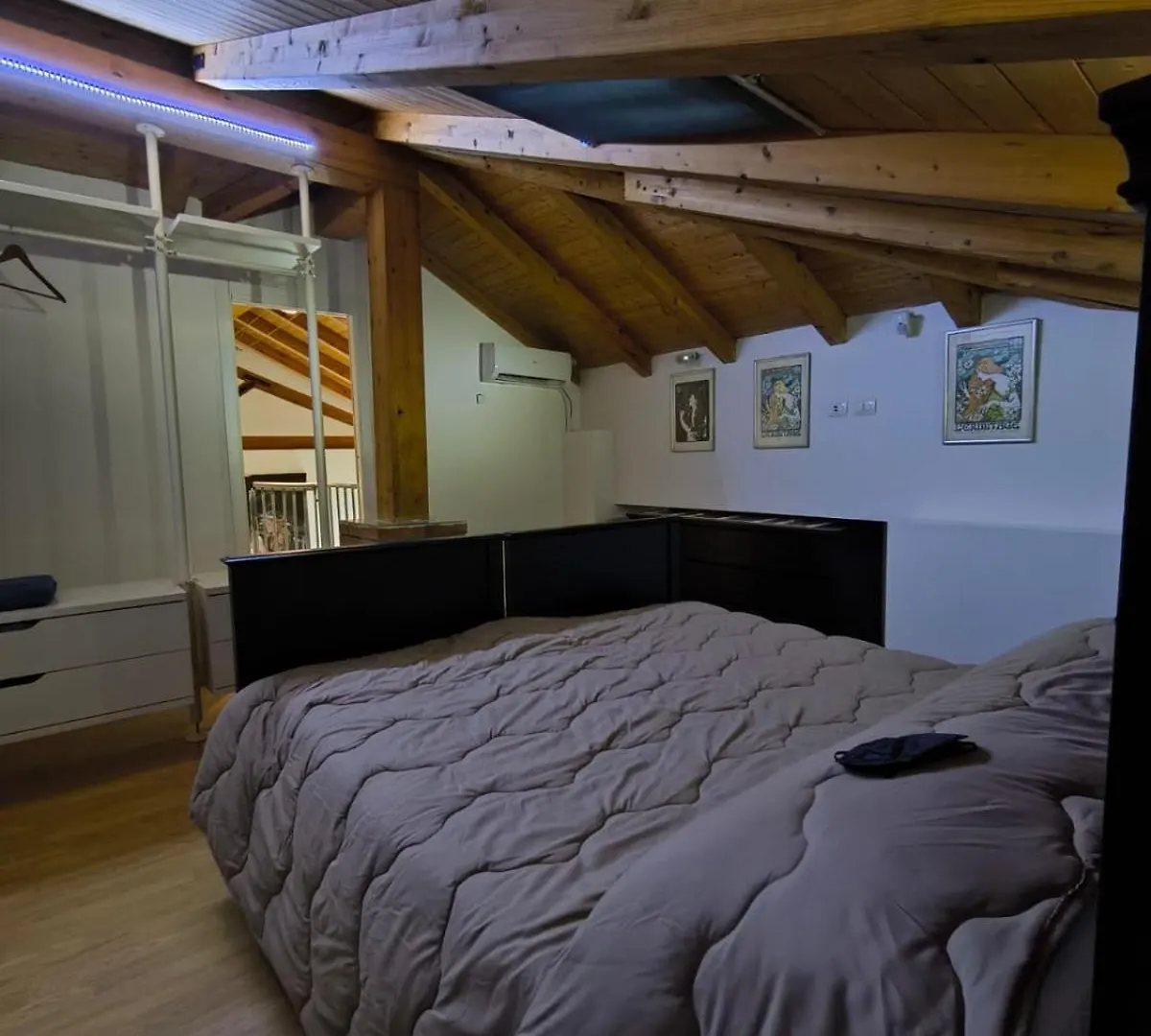 Loft House Hotel Catania Guest house